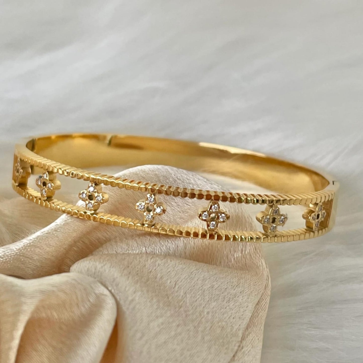Star Bangle