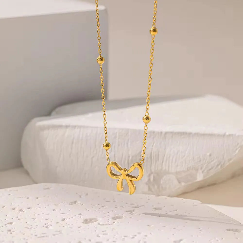 Bow Necklace